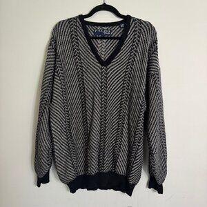 Vintage Men's Faldo by Pringle V-Neck Black and Gray Sweater Size XL